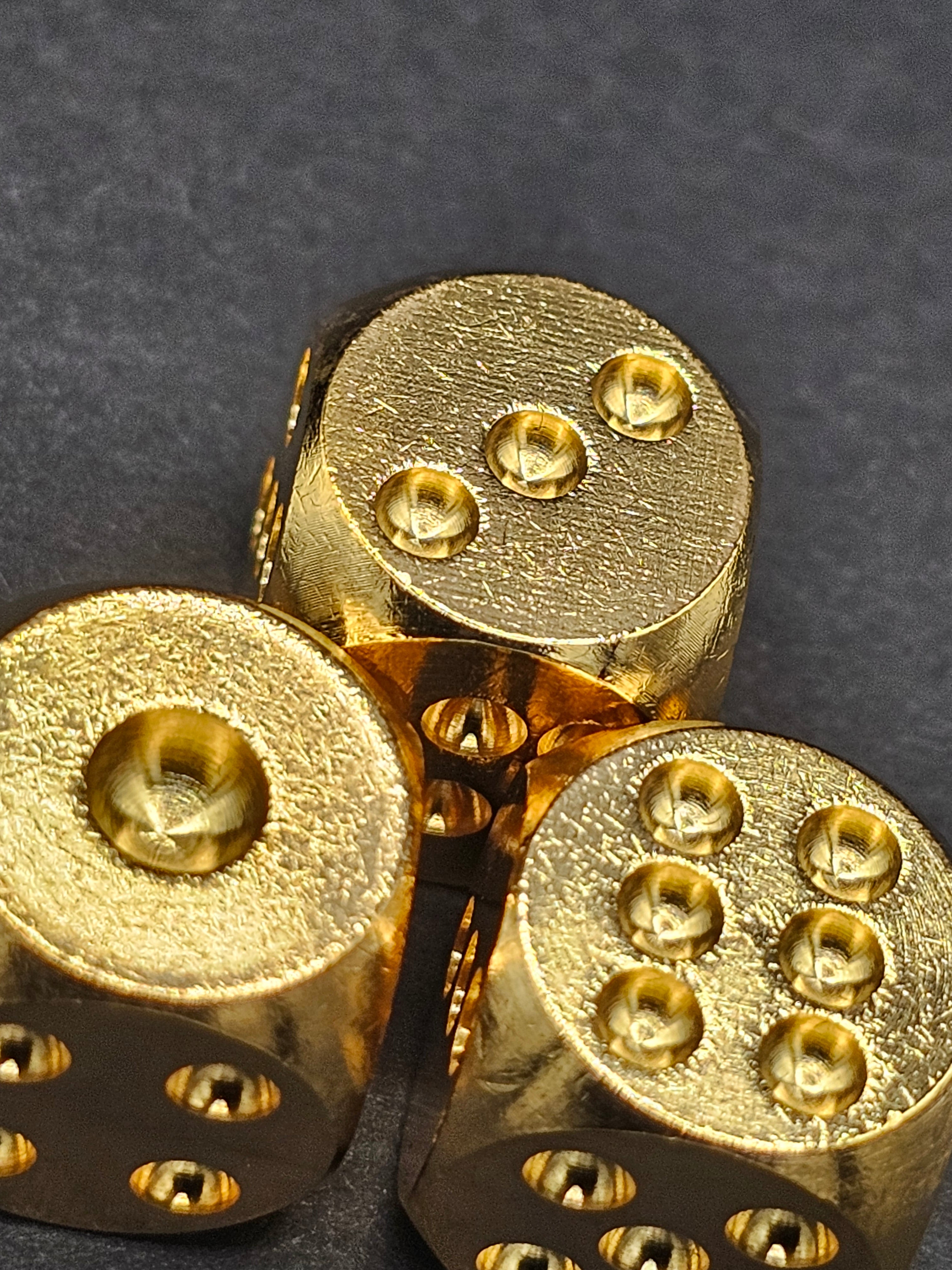 24k Gold Plated 6-Sided Dice